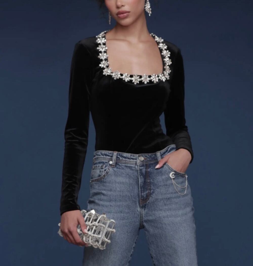 NWT Avec Les Filles Black Jewel Embellished Velour Long Sleeve Top Size Small